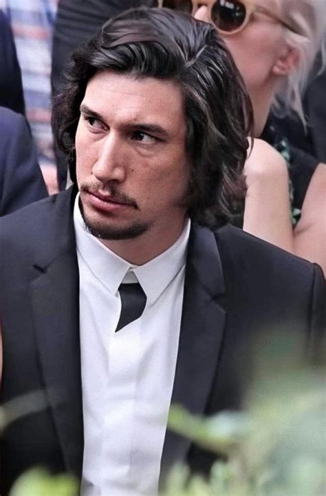 Rumours about Adam Driver being extremely rude to crew。